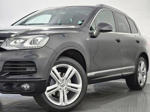 3.0 TDI V6 BlueMotion Tech R-Line SUV 5dr Diesel Tiptronic 4WD Euro 5 (s/s) (245 ps)