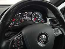 Volkswagen Touareg TDI V6 BlueMotion Tech R-Line 