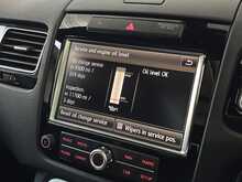 Volkswagen Touareg TDI V6 BlueMotion Tech R-Line 