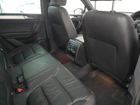 3.0 TDI V6 BlueMotion Tech R-Line SUV 5dr Diesel Tiptronic 4WD Euro 5 (s/s) (245 ps)