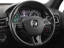 Volkswagen Touareg TDI V6 BlueMotion Tech R-Line 
