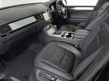 Volkswagen Touareg TDI V6 BlueMotion Tech R-Line 