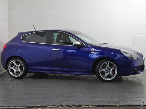 1750 TBi Quadrifoglio Verde Hatchback 5dr Petrol TCT Euro 6 (s/s) (240 bhp)