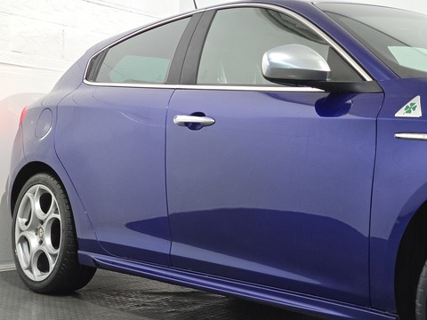 1750 TBi Quadrifoglio Verde Hatchback 5dr Petrol TCT Euro 6 (s/s) (240 bhp)