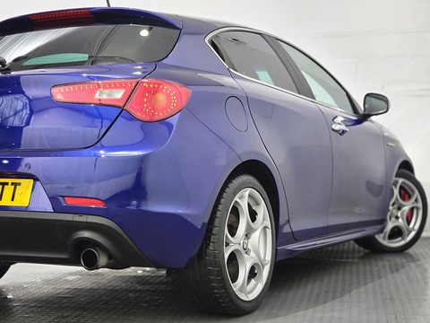1750 TBi Quadrifoglio Verde Hatchback 5dr Petrol TCT Euro 6 (s/s) (240 bhp)