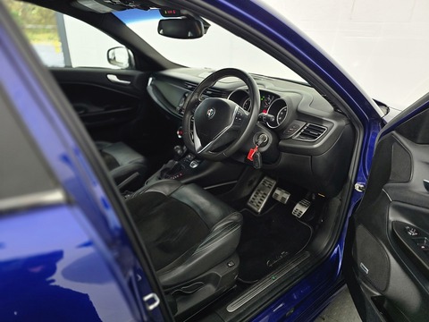 1750 TBi Quadrifoglio Verde Hatchback 5dr Petrol TCT Euro 6 (s/s) (240 bhp)