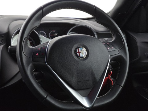 1750 TBi Quadrifoglio Verde Hatchback 5dr Petrol TCT Euro 6 (s/s) (240 bhp)