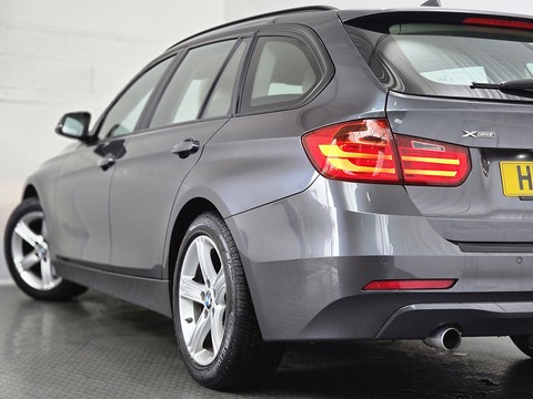 2.0 320d SE Touring 5dr Diesel Auto xDrive Euro 5 (s/s) (184 ps)