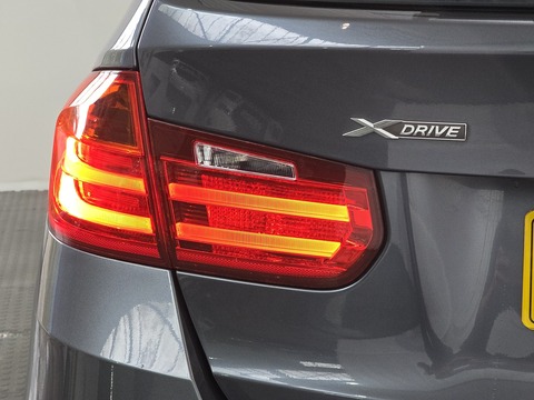 2.0 320d SE Touring 5dr Diesel Auto xDrive Euro 5 (s/s) (184 ps)