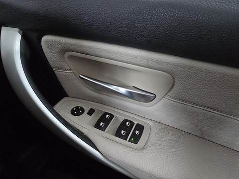 2.0 320d SE Touring 5dr Diesel Auto xDrive Euro 5 (s/s) (184 ps)