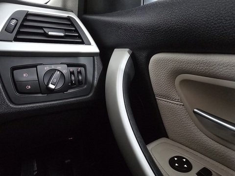 2.0 320d SE Touring 5dr Diesel Auto xDrive Euro 5 (s/s) (184 ps)