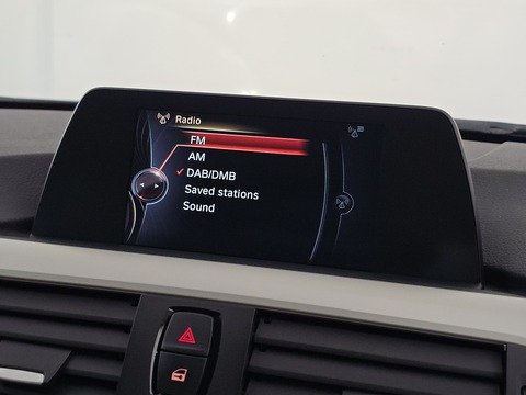 2.0 320d SE Touring 5dr Diesel Auto xDrive Euro 5 (s/s) (184 ps)