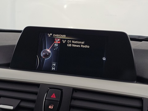 2.0 320d SE Touring 5dr Diesel Auto xDrive Euro 5 (s/s) (184 ps)