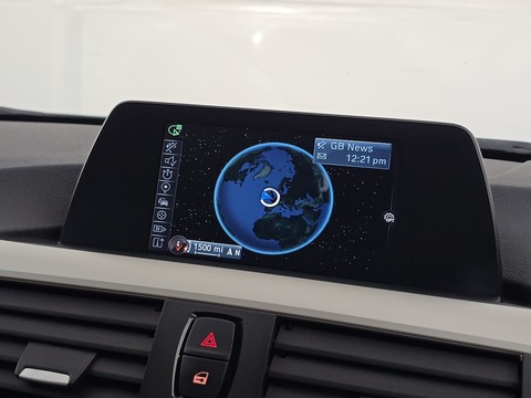 2.0 320d SE Touring 5dr Diesel Auto xDrive Euro 5 (s/s) (184 ps)