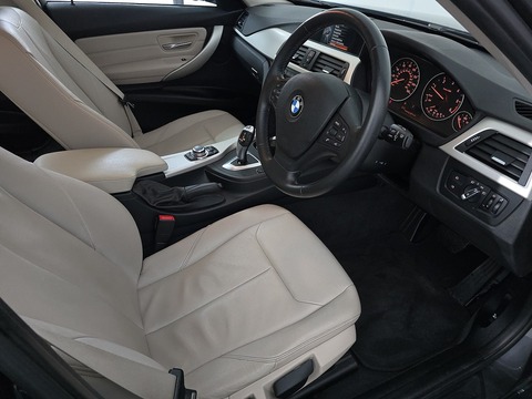 2.0 320d SE Touring 5dr Diesel Auto xDrive Euro 5 (s/s) (184 ps)