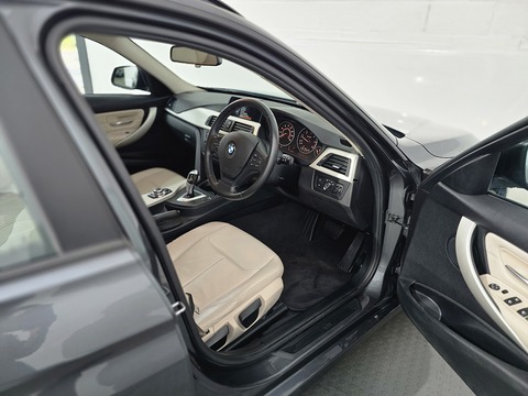 2.0 320d SE Touring 5dr Diesel Auto xDrive Euro 5 (s/s) (184 ps)