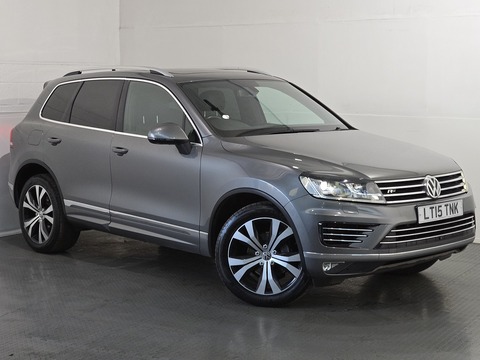 3.0 TDI V6 BlueMotion Tech R-Line SUV 5dr Diesel Tiptronic 4WD Euro 6 (s/s) (262 ps)