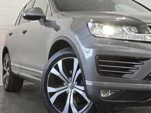 Volkswagen Touareg TDI V6 BlueMotion Tech R-Line 