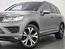 Volkswagen Touareg TDI V6 BlueMotion Tech R-Line 