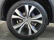 Volkswagen Touareg TDI V6 BlueMotion Tech R-Line 