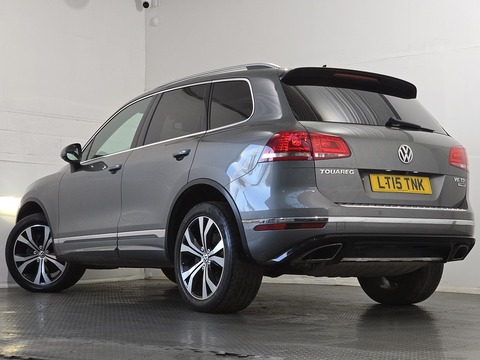 3.0 TDI V6 BlueMotion Tech R-Line SUV 5dr Diesel Tiptronic 4WD Euro 6 (s/s) (262 ps)
