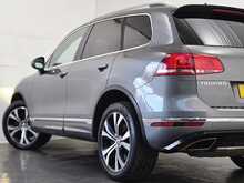 Volkswagen Touareg TDI V6 BlueMotion Tech R-Line 