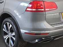 Volkswagen Touareg TDI V6 BlueMotion Tech R-Line 