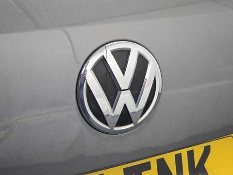 3.0 TDI V6 BlueMotion Tech R-Line SUV 5dr Diesel Tiptronic 4WD Euro 6 (s/s) (262 ps)