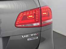 Volkswagen Touareg TDI V6 BlueMotion Tech R-Line 