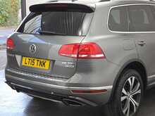 Volkswagen Touareg TDI V6 BlueMotion Tech R-Line 