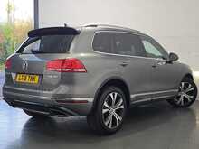 Volkswagen Touareg TDI V6 BlueMotion Tech R-Line 