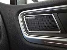 Volkswagen Touareg TDI V6 BlueMotion Tech R-Line 