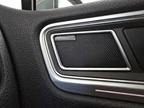 3.0 TDI V6 BlueMotion Tech R-Line SUV 5dr Diesel Tiptronic 4WD Euro 6 (s/s) (262 ps)