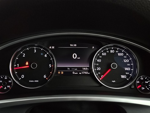 3.0 TDI V6 BlueMotion Tech R-Line SUV 5dr Diesel Tiptronic 4WD Euro 6 (s/s) (262 ps)