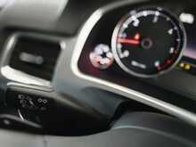 Volkswagen Touareg TDI V6 BlueMotion Tech R-Line 