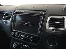 Volkswagen Touareg TDI V6 BlueMotion Tech R-Line 