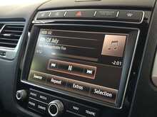 Volkswagen Touareg TDI V6 BlueMotion Tech R-Line 