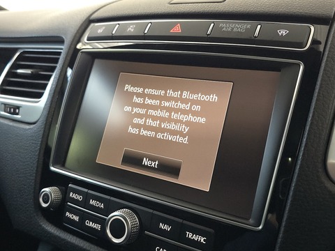 3.0 TDI V6 BlueMotion Tech R-Line SUV 5dr Diesel Tiptronic 4WD Euro 6 (s/s) (262 ps)