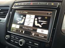 Volkswagen Touareg TDI V6 BlueMotion Tech R-Line 