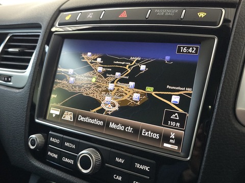 3.0 TDI V6 BlueMotion Tech R-Line SUV 5dr Diesel Tiptronic 4WD Euro 6 (s/s) (262 ps)