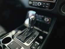 Volkswagen Touareg TDI V6 BlueMotion Tech R-Line 