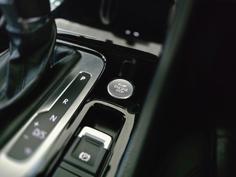 3.0 TDI V6 BlueMotion Tech R-Line SUV 5dr Diesel Tiptronic 4WD Euro 6 (s/s) (262 ps)