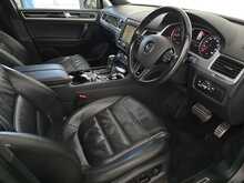 Volkswagen Touareg TDI V6 BlueMotion Tech R-Line 