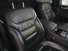 Volkswagen Touareg TDI V6 BlueMotion Tech R-Line 