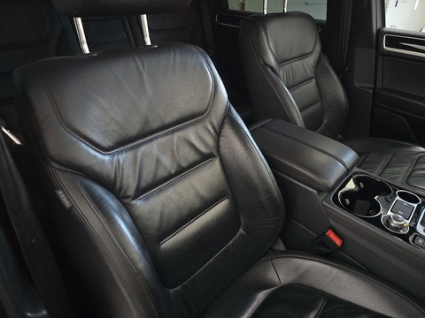 3.0 TDI V6 BlueMotion Tech R-Line SUV 5dr Diesel Tiptronic 4WD Euro 6 (s/s) (262 ps)