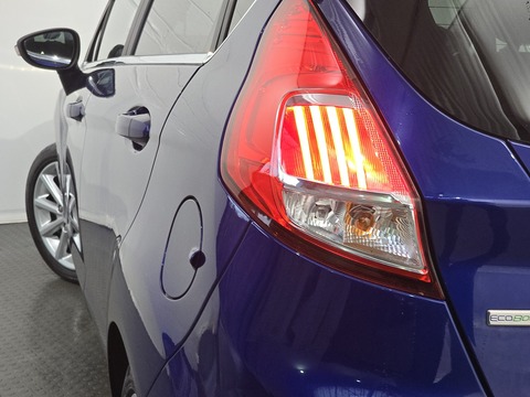 1.0T EcoBoost Titanium Hatchback 5dr Petrol Manual Euro 6 (s/s) (100 ps)