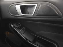 Ford Fiesta T EcoBoost Titanium 