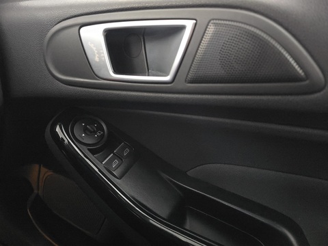 1.0T EcoBoost Titanium Hatchback 5dr Petrol Manual Euro 6 (s/s) (100 ps)