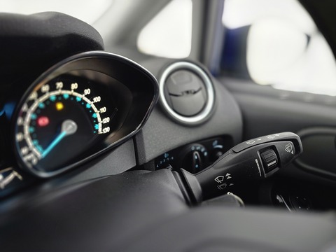 1.0T EcoBoost Titanium Hatchback 5dr Petrol Manual Euro 6 (s/s) (100 ps)