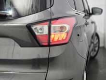Ford Kuga T EcoBoost Titanium Edition 